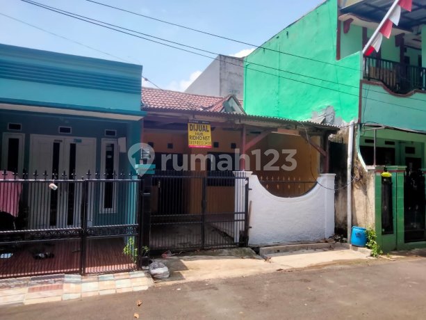 Dijual Rumah Minimalis Bagus SHM Hadap Utara di Puri Serpong 1 Dijual Rumah Minimalis Bagus SHM Hadap Utara di Puri Serpong 1