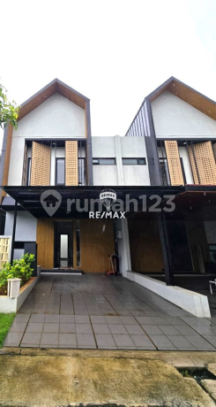 House 2 Floors 7x15 105M 3 Bedrooms Mahakam Cluster Jgc Jakarta Carden City