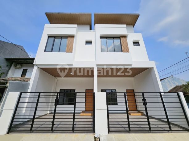 Harga MIRING!! 500JT-an dapat Rumah 2 lantai di sekitaran Harapan Indah Harga MIRING!! 500JT-an dapat Rumah 2 lantai di sekitaran Harapan Indah