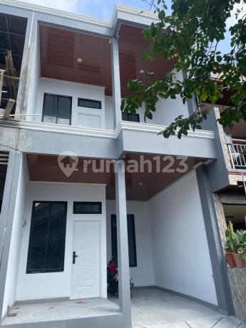 Harga Miring!! Rumah 2 Lantai Fresh di Harapan Indah Harga Miring!! Rumah 2 Lantai Fresh di Harapan Indah