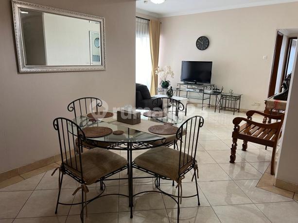 Disewakan Apartemen Mewah 2 Km Tidur Lippo Karawaci Sebelah Uph