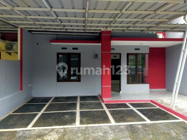 Rumah di Puri Depok Mas Depok Lingkungan Asri