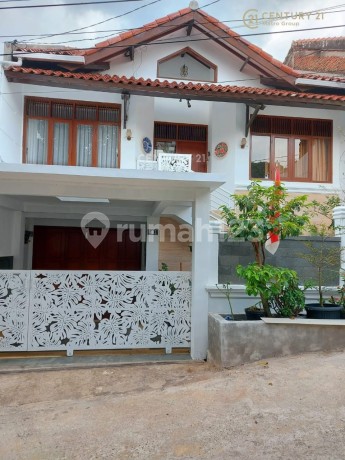 Dijual Rumah Cantik Nyaman Di Komplek Bukit Pajajaran Bandung Dijual Rumah Cantik Nyaman Di Komplek Bukit Pajajaran Bandung