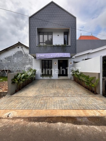 Rumah Baru di Plumeria Residence Graha Raya