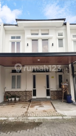 Dijual Rumah 2 Lantai Parkville Serpong Cluster Canola