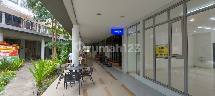 Affordable Shop House Ready to Use with 2 Facades in Mozia BSD