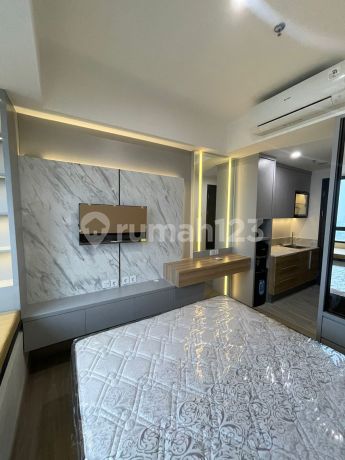 Disewakan apartemen collins boulevard Disewakan apartemen collins boulevard