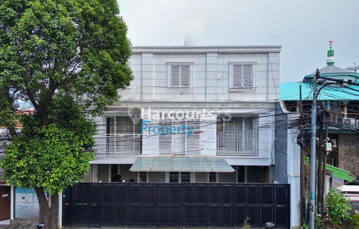 Senopati Area, Rumah Hunian Bisa Untuk Kantor Mewah Dan Sangat Rapih