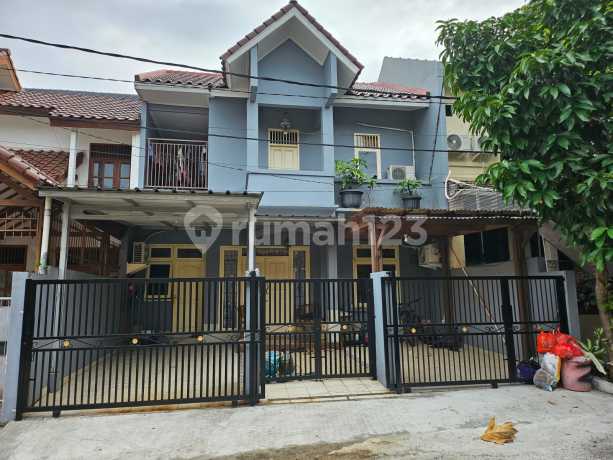 "950 Juta Nego - Rumah 2 Lantai Full Furnish 4Kt 3Km Cileungsi" "950 Juta Nego - Rumah 2 Lantai Full Furnish 4Kt 3Km Cileungsi"