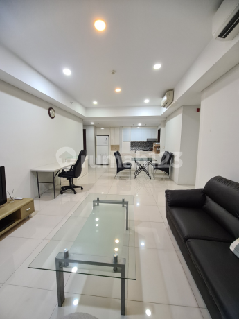 Apartemen St Moritz Type Royal Suite, Semi Furnish. 3 Bedroom