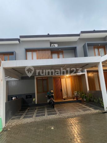 Modern Minimalist House in Bali Garden City View Complex, Cigadung, Dago, North Bandung