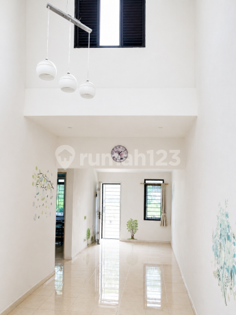 Murah Banget - Dibawah Harga Pasaran- Layout Plong Minimalis Cantik - Siap Huni - Carport 2 Mobil - Lokasi Strategis di Lippo Karawaci Taman Ubud Dekat Ubud Cendana , Ubud Indah, Cendana Parc , Victoria Parc, Cendana Icon Murah Banget - Dibawah Harga Pasaran- Layout Plong Minimalis Cantik - Siap Huni - Carport 2 Mobil - Lokasi Strategis di Lippo Karawaci Taman Ubud Dekat Ubud Cendana , Ubud Indah, Cendana Parc , Victoria Parc, Cendana Icon