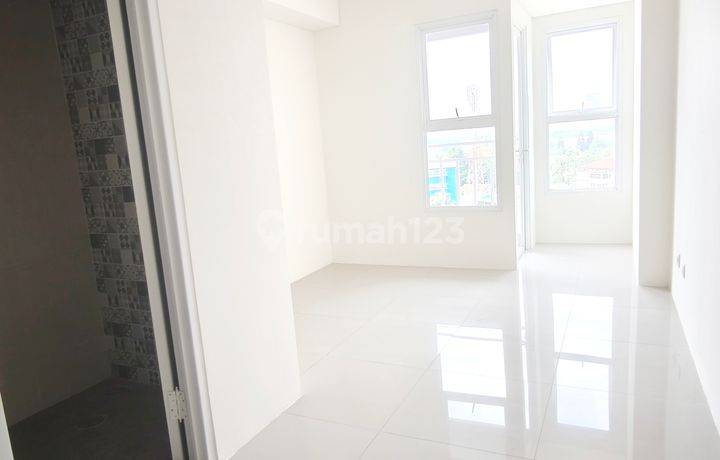 Termurah! Jual Rugi! Dibawah Harga Developer! Apartemen Studio Samesta Mahata Serpong Brand New Baru - Akses Langsung Stasiun Krl Rawa Buntu, Nempel Stasiun , 5 Menit Ke Aeon Mall, Rs Eka, Ice Bsd , Tol Jakarta Serpong, Strategis Cocok Untuk Invest Atau H