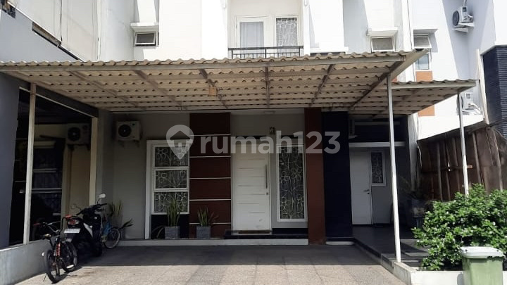 Spacious House in Victoria Cluster, Metland Menteng, Cakung, East Jakarta