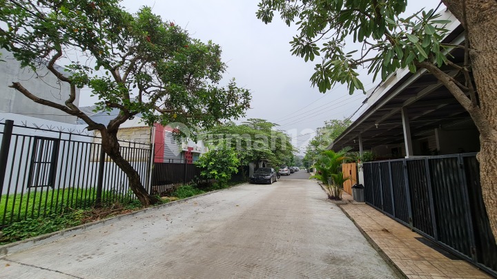 House in Galaxy Residence Grand Galaxy City Bekasi, 2 Floors, Certificate of Ownership, Semi-Furnished