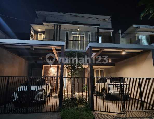 Dijual Rumah Mewah 2 Lantai Siap Huni**lokasi Perum Delta Mandala Semambung Gedangan Sidoarjo* Dijual Rumah Mewah 2 Lantai Siap Huni**lokasi Perum Delta Mandala Semambung Gedangan Sidoarjo*