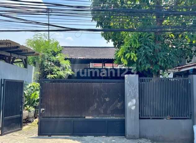 Rumah Lama Area Bintaro Pesanggrahan Jakarta Selatan Rumah Lama Area Bintaro Pesanggrahan Jakarta Selatan