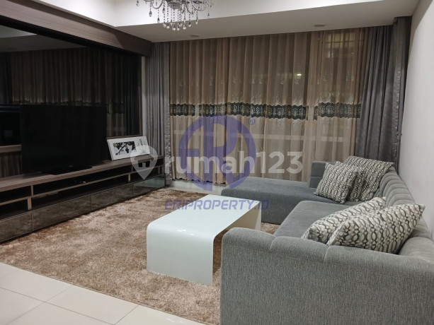 3 BR Empire Kemang Village - 132 Sqm, Balcony 25 Million