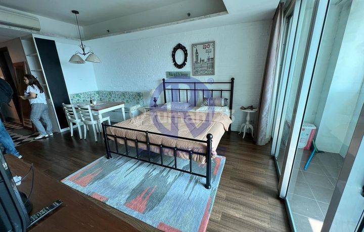 Studio + Balcony Tower Intercon Kemang Village ERI PROPERTY