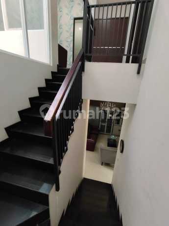 Dijual Rumah 2 Lantai Nyaman Siap Huni Setra Permai ( Exlusive Cluster) Hunian Terawat Lokasi Strategis