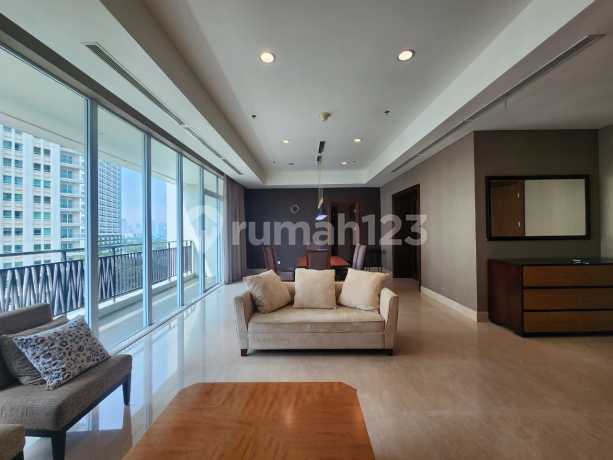 Apartemen Pakubuwono Signature 4+1 BR Pool View Apartemen Pakubuwono Signature 4+1 BR Pool View