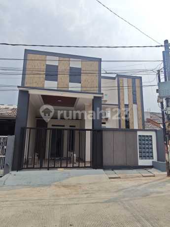 Comfortable, Secure Minimalist House in Graha Persada Sentosa (31577 MIA)