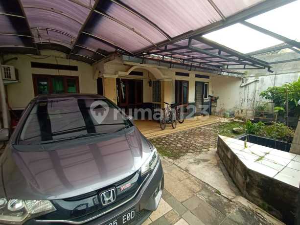 Cheap Sale of House with Large Land in Persada Tapos Depok Cheap Sale of House with Large Land in Persada Tapos Depok