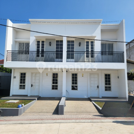 Rumah Istana Dago Town House, Dago Asri Residence Bandung