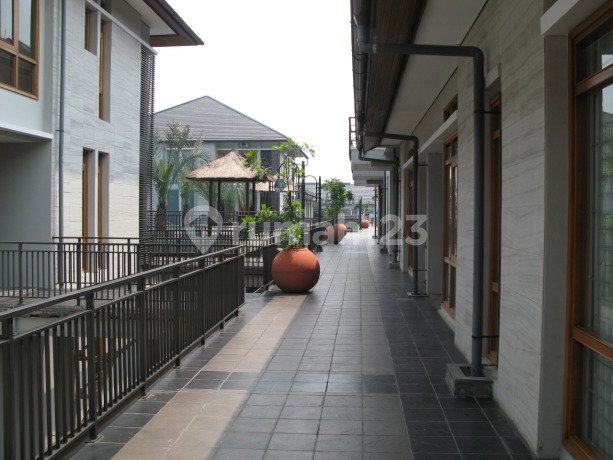 TOWN HAUSE Istana Pasteur Regency TOWN HAUSE Istana Pasteur Regency