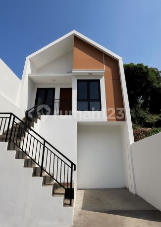 Rumah Baru Lux Siap Huni komplek Girimande MURAH 
