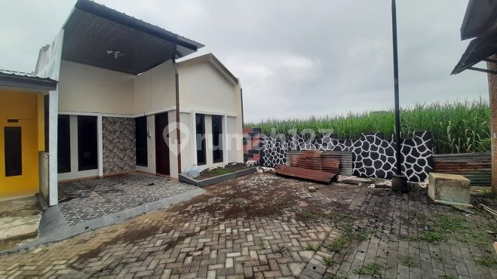 Rumah Saptoraya Saptorenggo Pakis Malang Dijual Murah Cpt B.u Pol Rumah Saptoraya Saptorenggo Pakis Malang Dijual Murah Cpt B.u Pol
