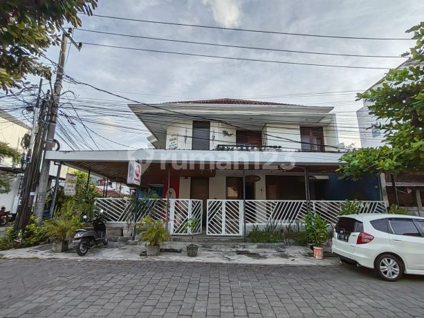 Rumah Dan Cafe Taman Griya Jimbaran