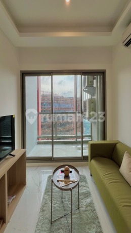  1 Bedroom + 1 Study Unit. New & Furnished South Quarter