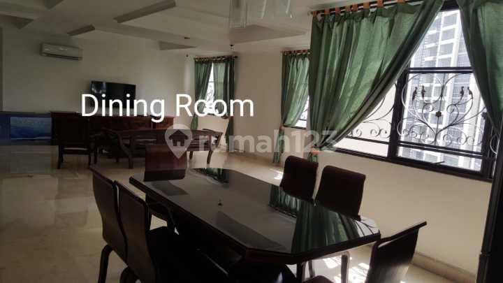 Apartemen Simprug Indah, 3br, 200sqm, Furnished 