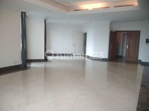 Apartemen Four Seasons, 3br, 198sqm, Summer Tower, Unfurnished 