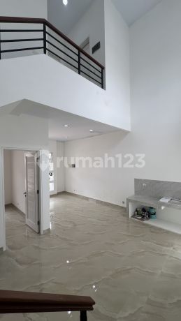 Dijual Rumah Baru Renov Cluster Topaz, Pondok Hijau Golf - Gading Serpong Dijual Rumah Baru Renov Cluster Topaz, Pondok Hijau Golf - Gading Serpong