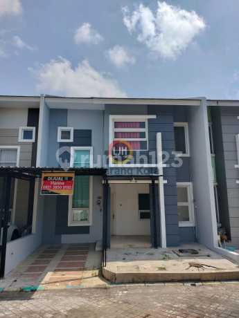 Ready-to-occupy house in Graha Wahid