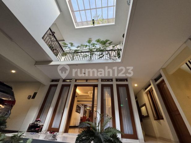 Modern House 308 m² North View, Jl Muararajeun, Sayap Supratman