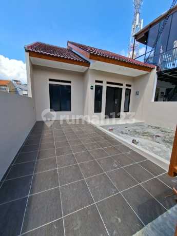 Rumah Baru 130 M² View Selatan, Jl Permata Permai, Cisaranten