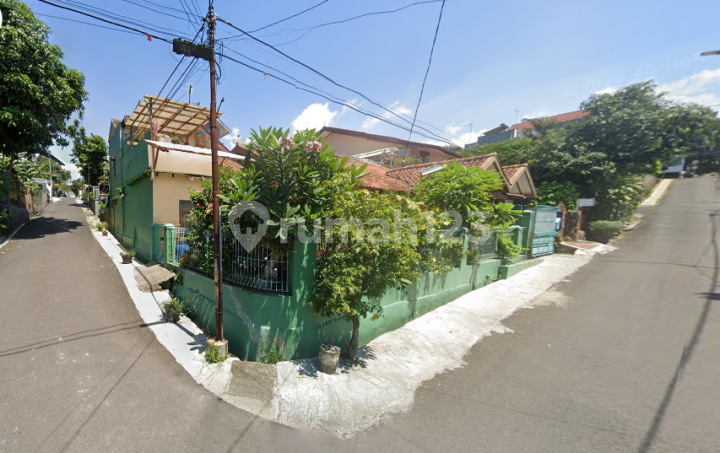 Rumah asri hook 264 m² di kawasan komplek Dosen Unpad, Cigadung Rumah asri hook 264 m² di kawasan komplek Dosen Unpad, Cigadung