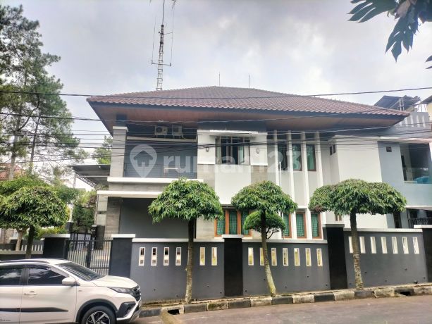 Rumah hunian sejuk 508 m², Parahyangan Permai akses Geger Kalong