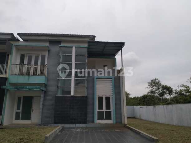 Rumah lt 290 m², view timur di komplek Kuantan Regency #