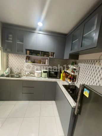 Rumah 2 Lantai ada Kolam Renang di Citraland