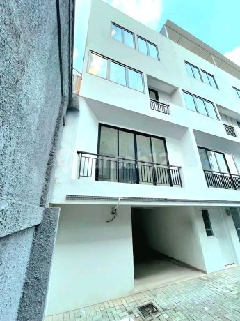 Rumah Siap Huni Murah Hanya 7 Menit Jalan Kaki Dari Mrt Fatmawati Rumah Siap Huni Murah Hanya 7 Menit Jalan Kaki Dari Mrt Fatmawati