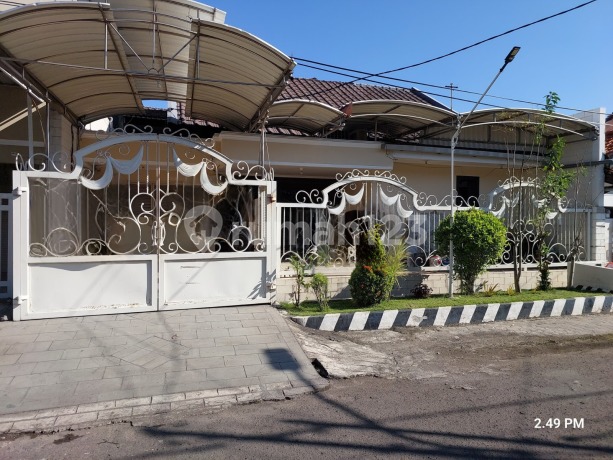 For Sale 2-Story House in Manyar Rejo, Surabaya For Sale 2-Story House in Manyar Rejo, Surabaya