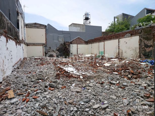 Land for Sale in Manyar Tirtomoyo, Surabaya with SHM