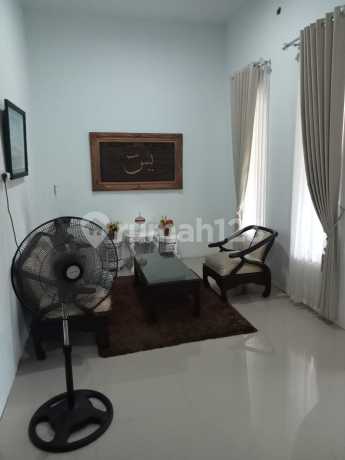 FLASH SALE 1M An Rumah Mutiara Regency Sidoarjo Kota 3Mnt Dr Lippo Mall/Tol 2Lantai Bangunan Baru 2022 FLASH SALE 1M An Rumah Mutiara Regency Sidoarjo Kota 3Mnt Dr Lippo Mall/Tol 2Lantai Bangunan Baru 2022