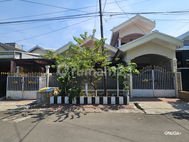 Pagesangan Residence Surabaya 11x15 1.5 Floors Certified Title Many Rooms Near Great Mosque Quick Sale