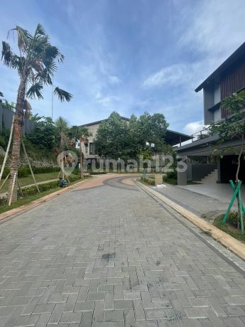 English: "Rare chance to own Cluster Quantis Signature BSD City - Ready to occupy, mortgage (KPR) available."