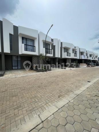 Modern House 1 Man Cluster Nerin Giantara Serpong City
